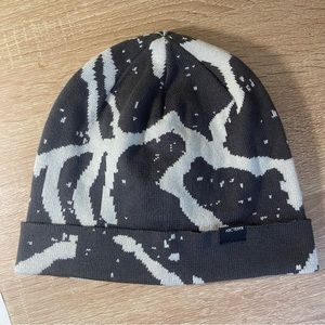 Arc’teryx Lightweight Grotto Toque